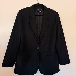 Sag Harbor 100% Pure Wool Black Blazer